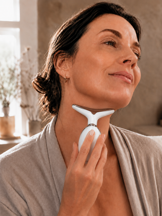 Ritual Facial LÚMIA — Masajeador facial + guía de 7 días